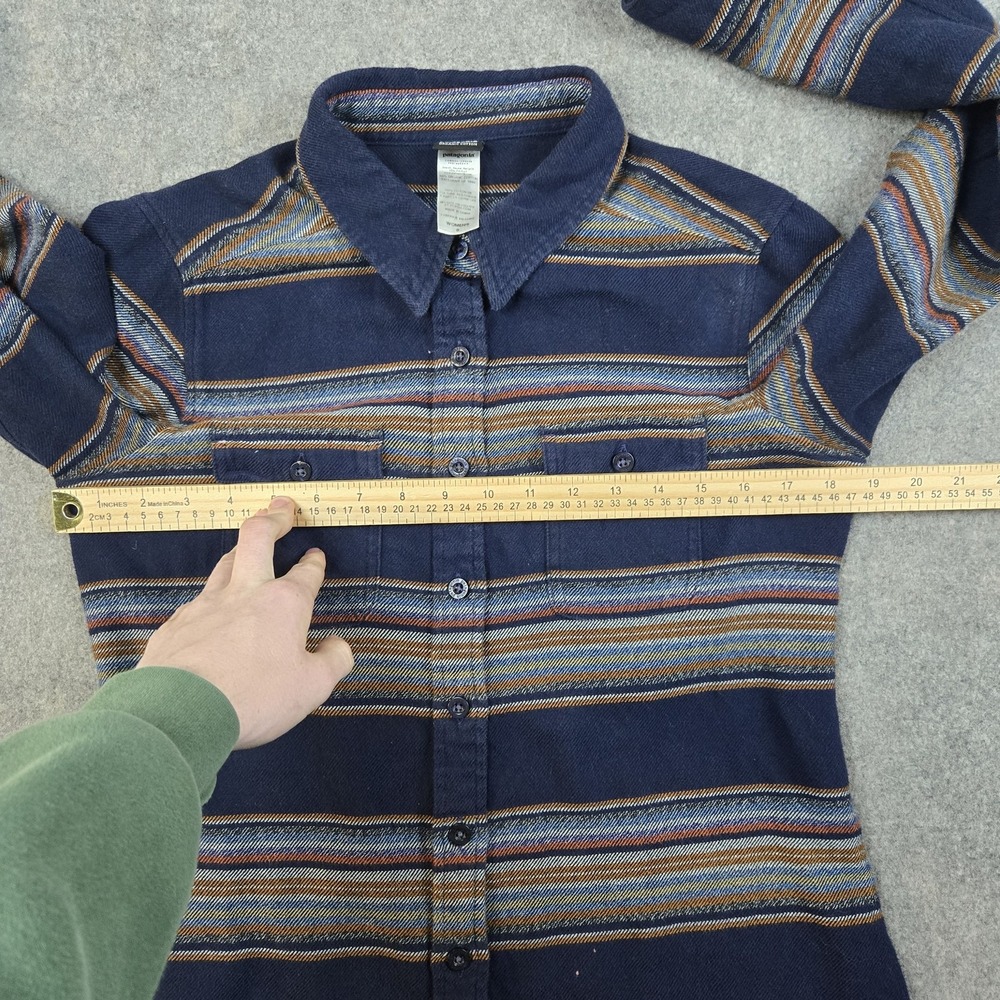 Patagonia Shirt Womens 6 Blue Multicolor Striped Organic Cotton Button Up‎ - Picture 7 of 12